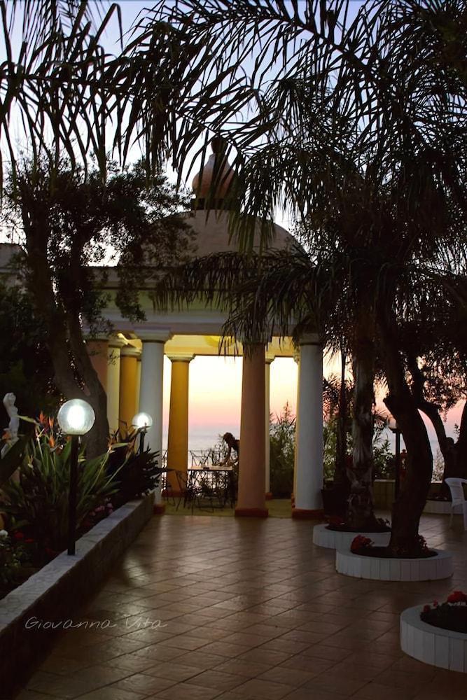 Hotel Terme Rosaleo Casamicciola Terme Bagian luar foto