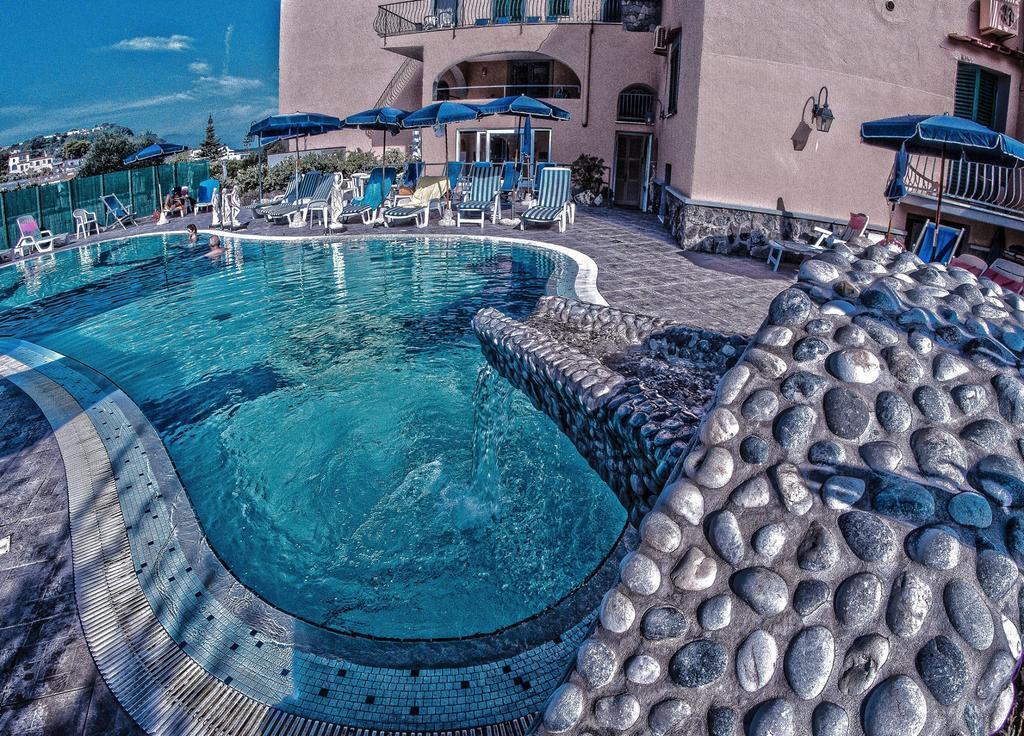 Hotel Terme Rosaleo Casamicciola Terme Bagian luar foto
