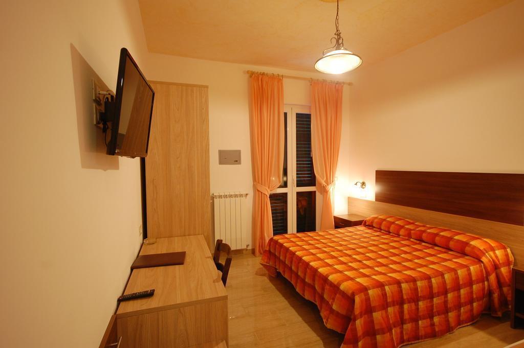 Hotel Terme Rosaleo Casamicciola Terme Bagian luar foto