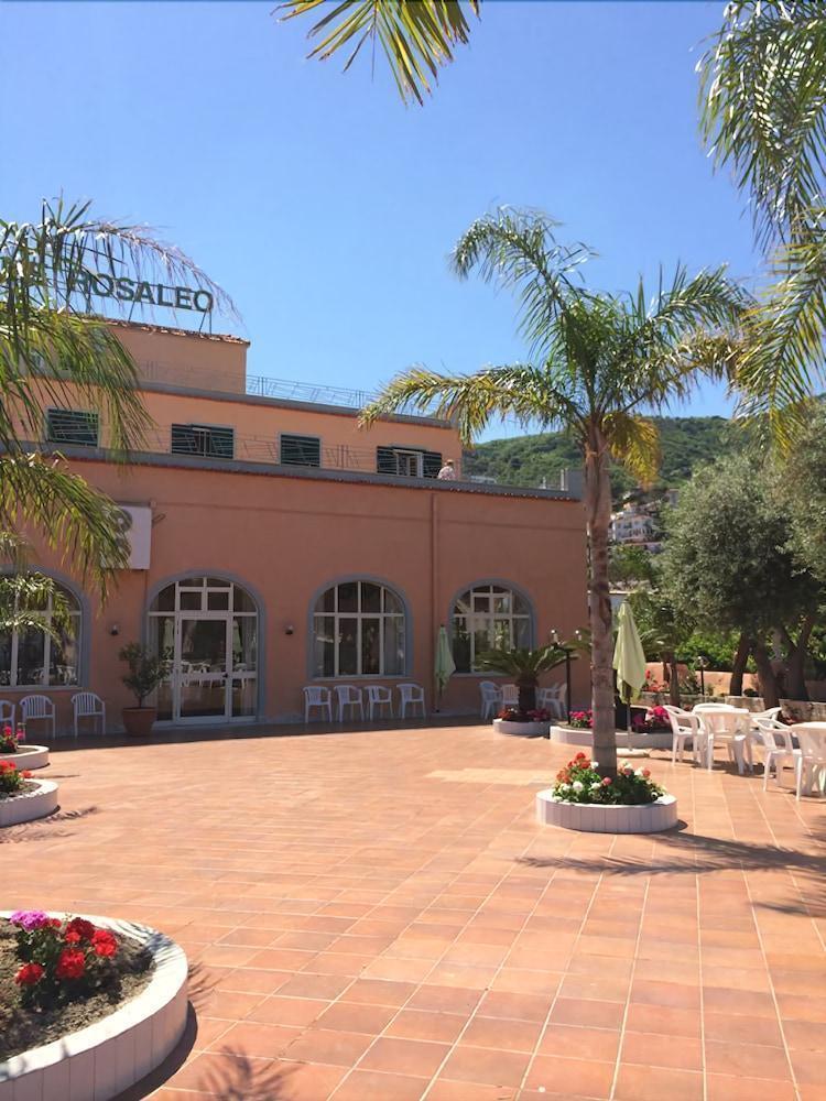 Hotel Terme Rosaleo Casamicciola Terme Bagian luar foto