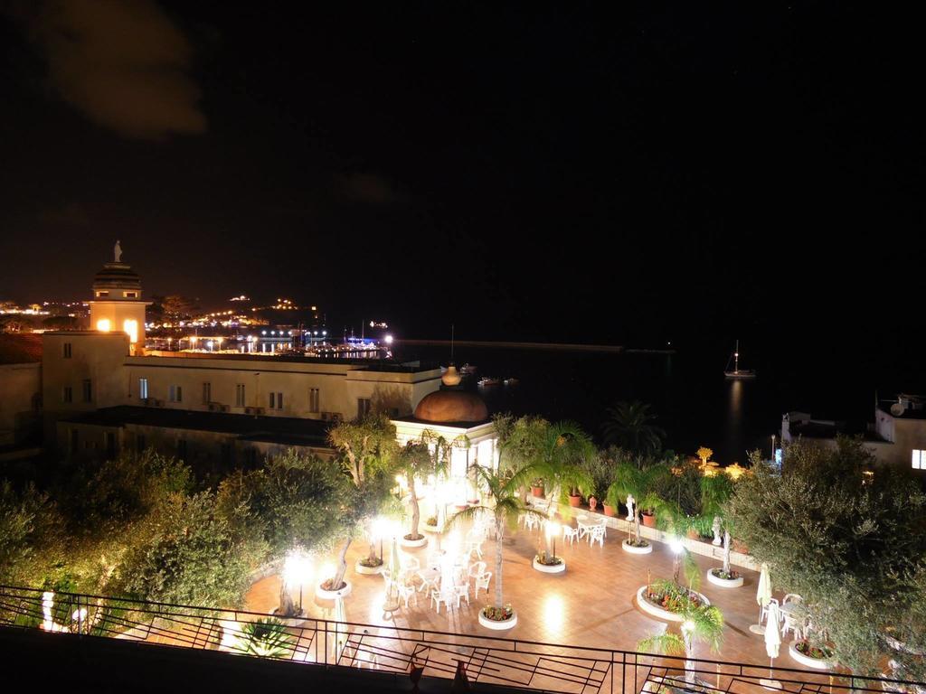 Hotel Terme Rosaleo Casamicciola Terme Bagian luar foto